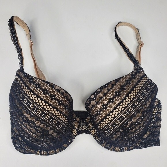 Victoria's Secret black lace lined perfect coverage 32DD - Picture 1 of 7